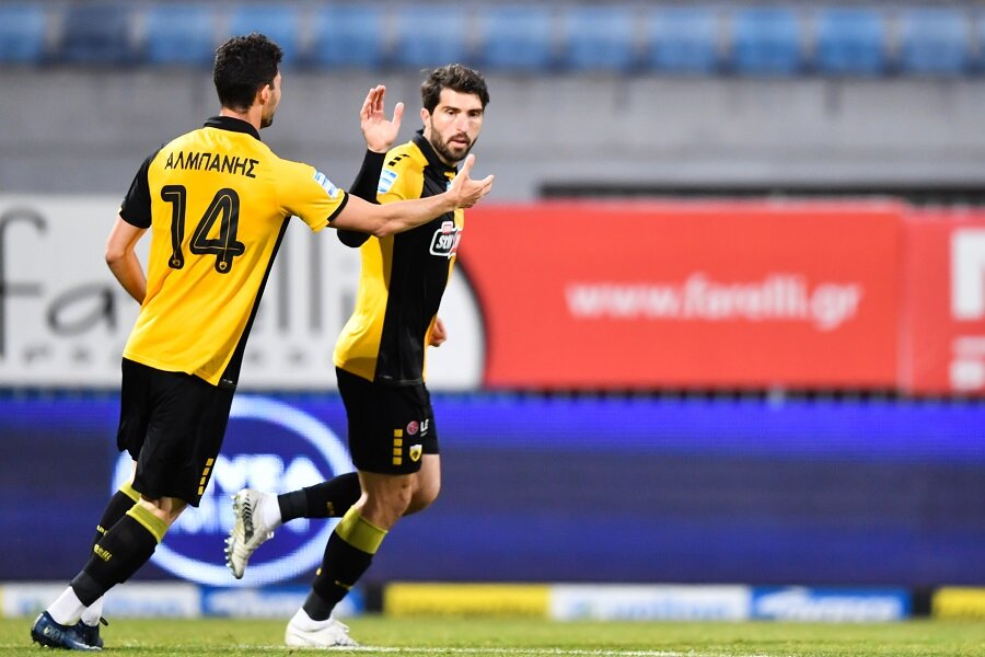 سال خوبی در تیم آ.اک نداشتم/ از هواداران عذرخواهی میکنم