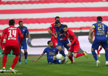 سپاهان راه دیدار با استقلال را نشان داد/ پرسپولیس با تغییر اساسی