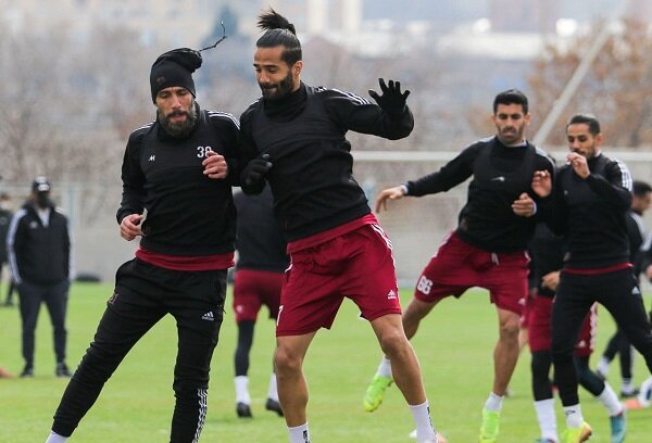 شجاعی و دژاگه غایبان بزرگ تراکتور برابر پیکان