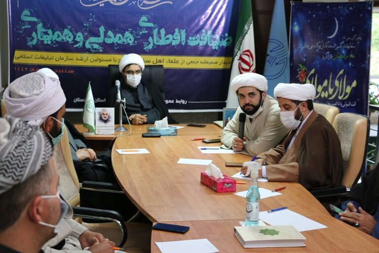 ظرفیت روحانیون اهل سنت در برنامه های فرهنگی مدنظر قرار گیرد