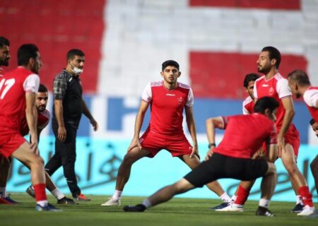 عذرخواهی بازیکن پرسپولیس از مدافع استقلال بعد از پیروزی
