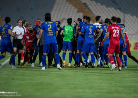 فدراسیون فوتبال پرسپولیس، استقلال و سپاهان را نقره داغ کرد