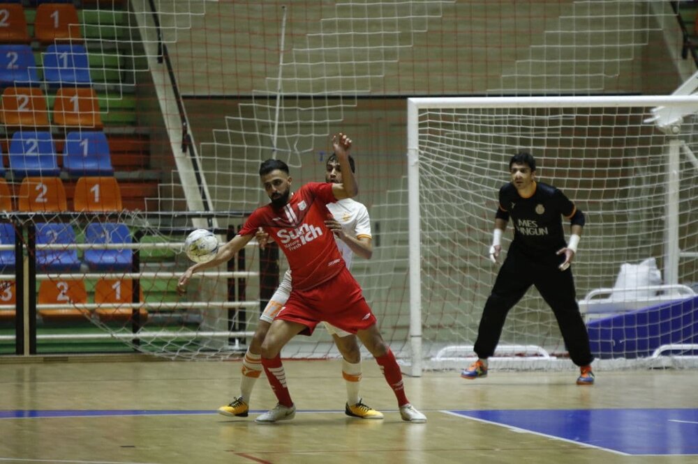 معادلات قهرمانی لیگ برتر فوتسال/ دست شمسایی از جام کوتاه میماند؟