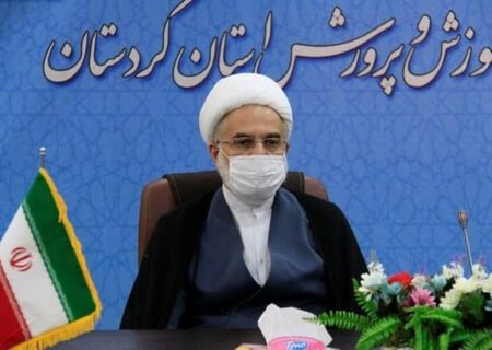 معلمان باید همواره اطلاعات خود را به روز کنند