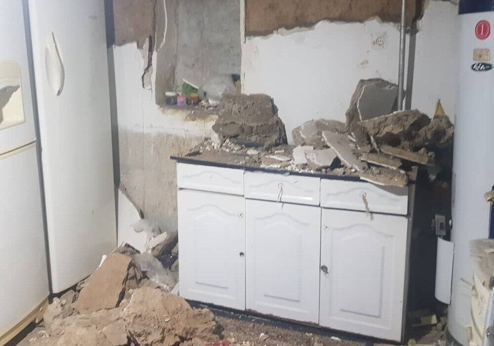 وارد آمدن خسارات جزئی به ۵۰ واحد مسکونی در سروآباد