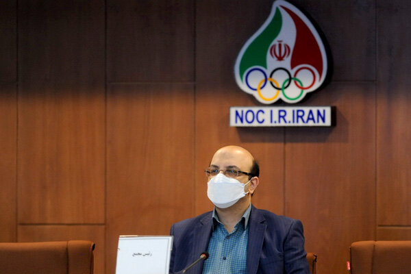 کار پرسپولیس گناه نابخشودنی نیست/ مشکل امضای استقلال حل می‌شود