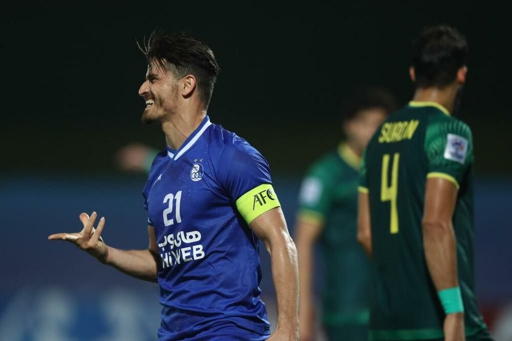 کاپیتان استقلال بهترین بازیکن دیدار با الشرطه شد