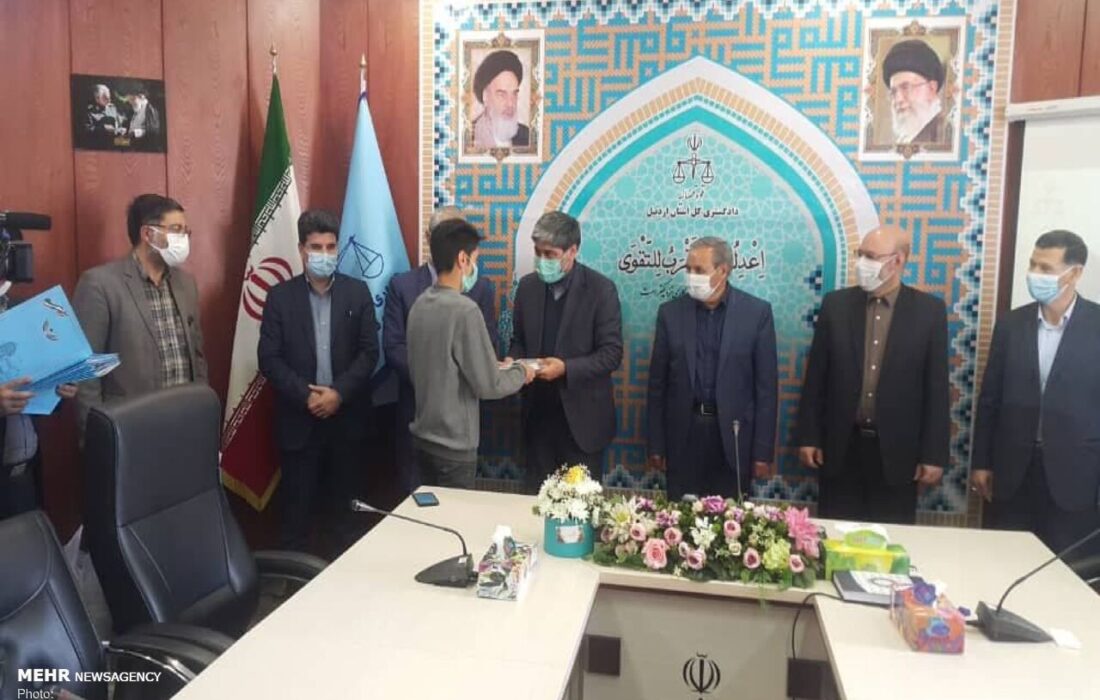 کمک مستقیم دانش‌آموزان اردبیل برای آزادسازی زندانیان جرایم غیرعمد