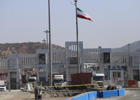 مرز باشماق مریوان تا ۱۵ خرداد بسته است