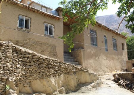 ابلاغ مراتب ثبت ملی ۱۷ اثر فرهنگی‌تاریخی به استاندار کردستان