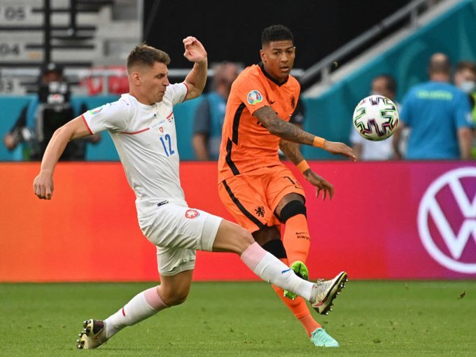 بازی هلند با جمهوری چک در نیمه نخست برنده نداشت