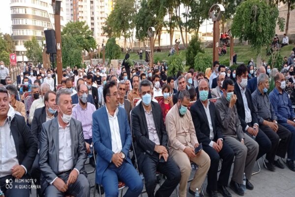 جشن مردمی سنندجی ها برای مشارکت در انتخابات