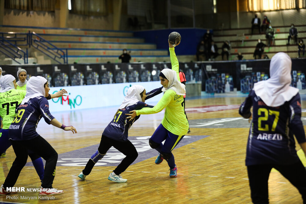 حضور ۲ ورزشکار استان مرکزی در اردوی تیم ملی هندبال نوجوانان