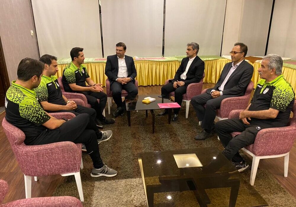دیدار دو عضو هیات رئیسه با کادر فنی تیم ملی فوتسال