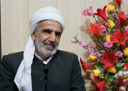 شرکت در انتخابات وظیفه ای دینی و ملی است