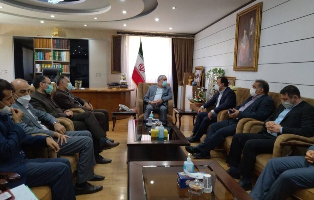 مجموعە ورزشی تفریحی کارگران سنندج هر چە زودتر بە اتمام برسد