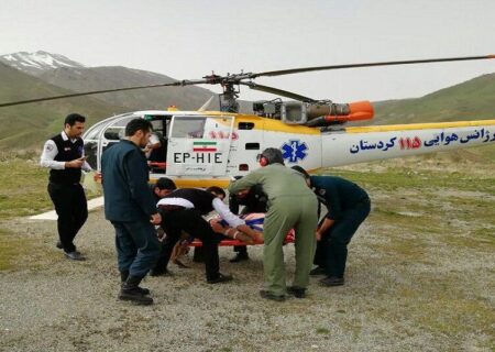 مصدوم بدحال بیجاری با اورژانس هوایی به سنندج منتقل شد