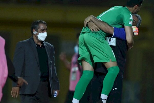 همیشه مدیریت استقلال مشکل دارد/ الهلالیها به امکانات ما میخندند