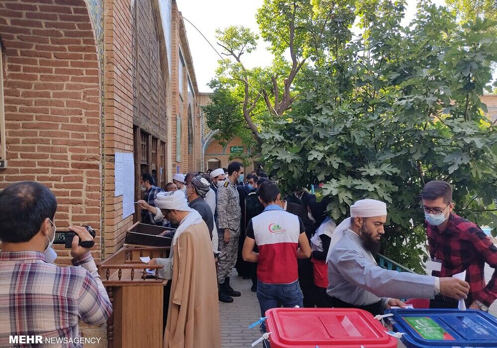 ۴۵۱هزار و ۵۹۰ کردستانی در انتخابات ۲۸ خرداد مشارکت کردند