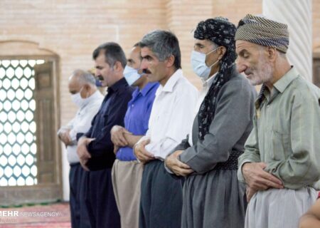 اقامه نماز عید قربان در سنندج