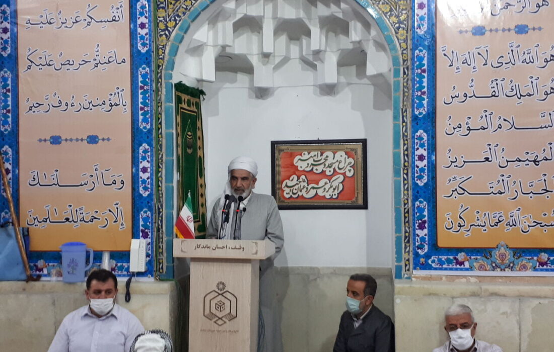 امام جمعه سنندج: مسلمانان از حفظ اتحاد و انسجام غفلت نکنند