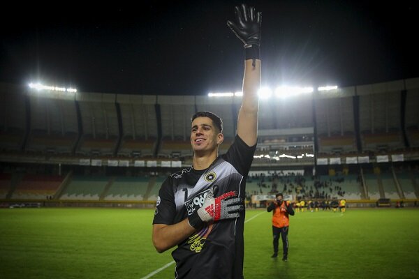 امضای قرارداد پیام نیازمند با پورتیموننزه پرتغال در ایران