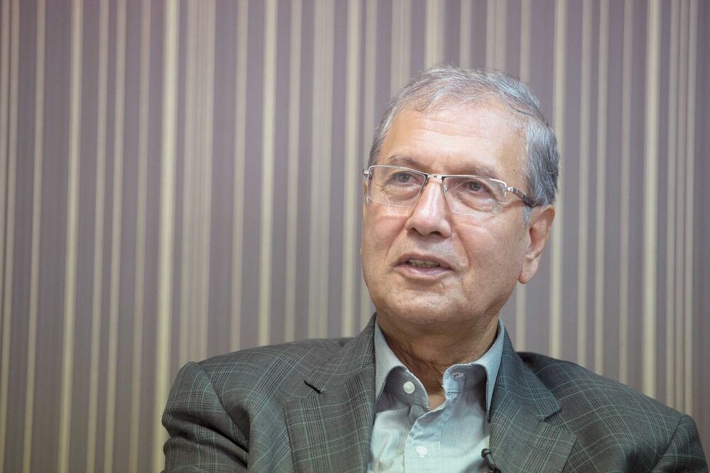 تحقق شعار آزادی، عدالت و امنیت، سرمایه اجتماعی را افزایش می‌دهد