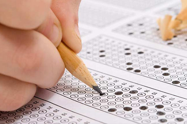 تخلفات و ناکارآمدی آشکار آموزش و پرورش در طراحی سوالات آزمون‌ها