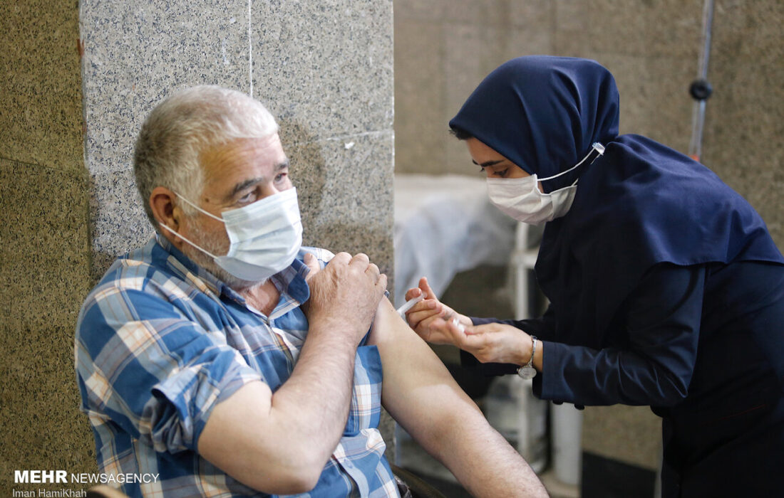 تزریق ۱۱۵ هزار دوز واکسن کرونا در کردستان