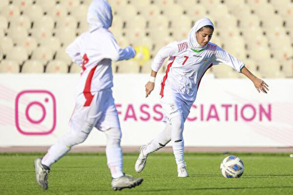 تیم فوتبال دختران ایران برابر ازبکستان شکست خورد