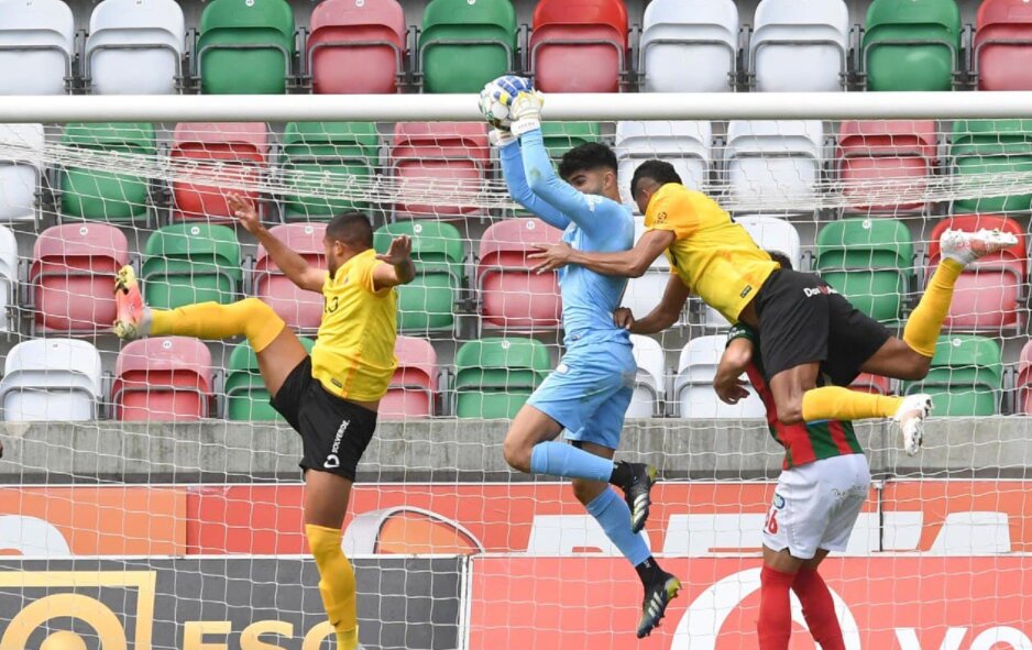 دروازهبان تیم ملی فوتبال ایران به یک تیم اسپانیایی پیوست