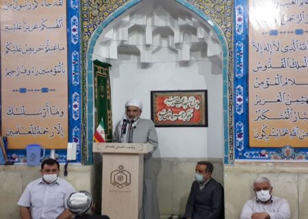 دشمنان سعی در متلاشی کردن بنیان خانواده‌ها دارند