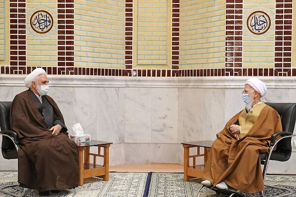 دیدار رئیس قوه قضائیه با آیت‌الله جوادی آملی