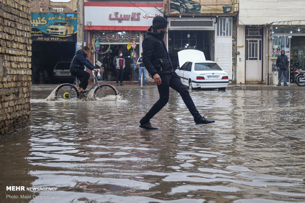 رگبارهای موقت باران در برخی استانها ادامه دارد