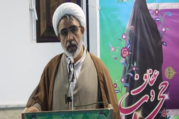 شاخص های عفاف و حجاب در ادارات کردستان رعایت شود