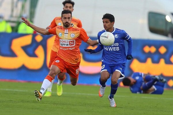 شیشه عمر «فراز» در دست «فرهاد»/ پرسپولیس این بار فرار میکند؟