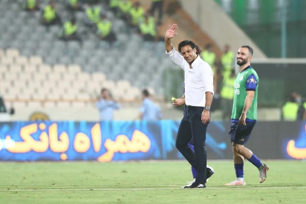 فرهاد مجیدی نشست خبری بازی با نفت را هم تحریم کرد