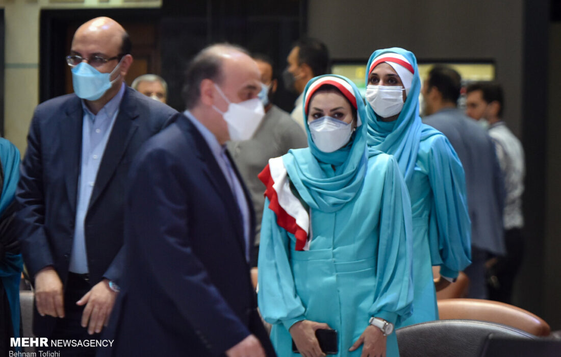 لباس ایرانی-اسلامی برای کاروان ایران/ «زیبایی» که زشت رونمایی شد