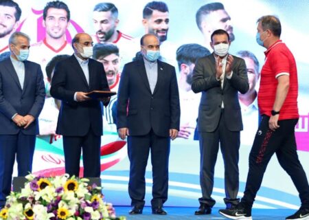 هاشمیان و باقری در تیم ملی می‌مانند/اسکوچیچ در ۱۰ بازی سرمربی است