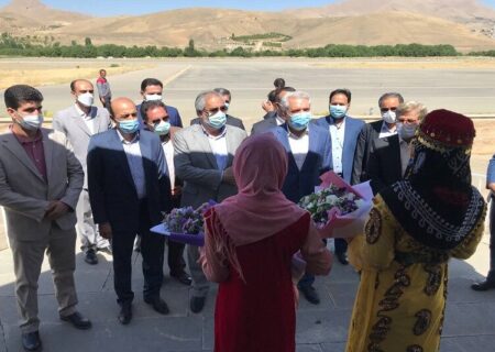 وزیر میراث فرهنگی وارد کردستان شد