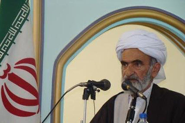 ویژگی ها و ثمرات عفاف و حجاب برای جوانان تبیین شود