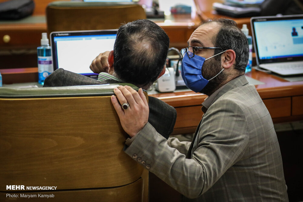 پیش داوری عجیب حجت نظری درباره برخورد شورای ششم با اقلیتهای مذهبی