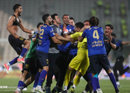 پیشی گرفتن استقلال از پرسپولیس در دربی‌های حذفی