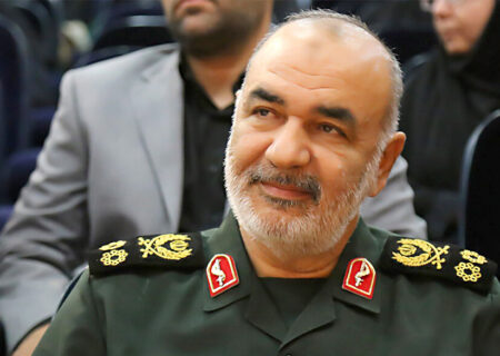 کمک ۱۰ میلیارد تومانی فرمانده سپاه پاسداران به تیم فجر سپاسی