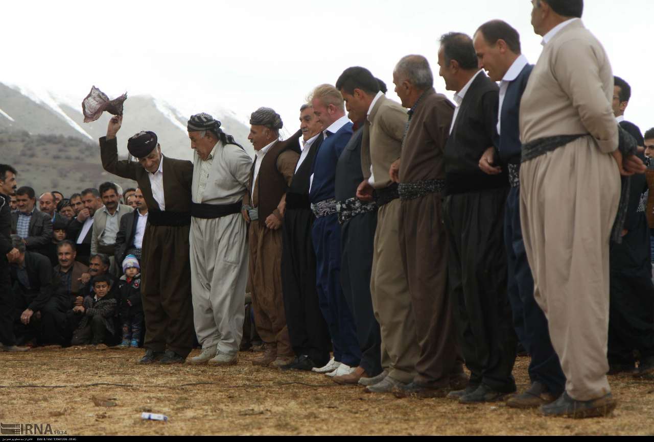 آئین نوروز باستانی در روستای چشمیدر کردستان