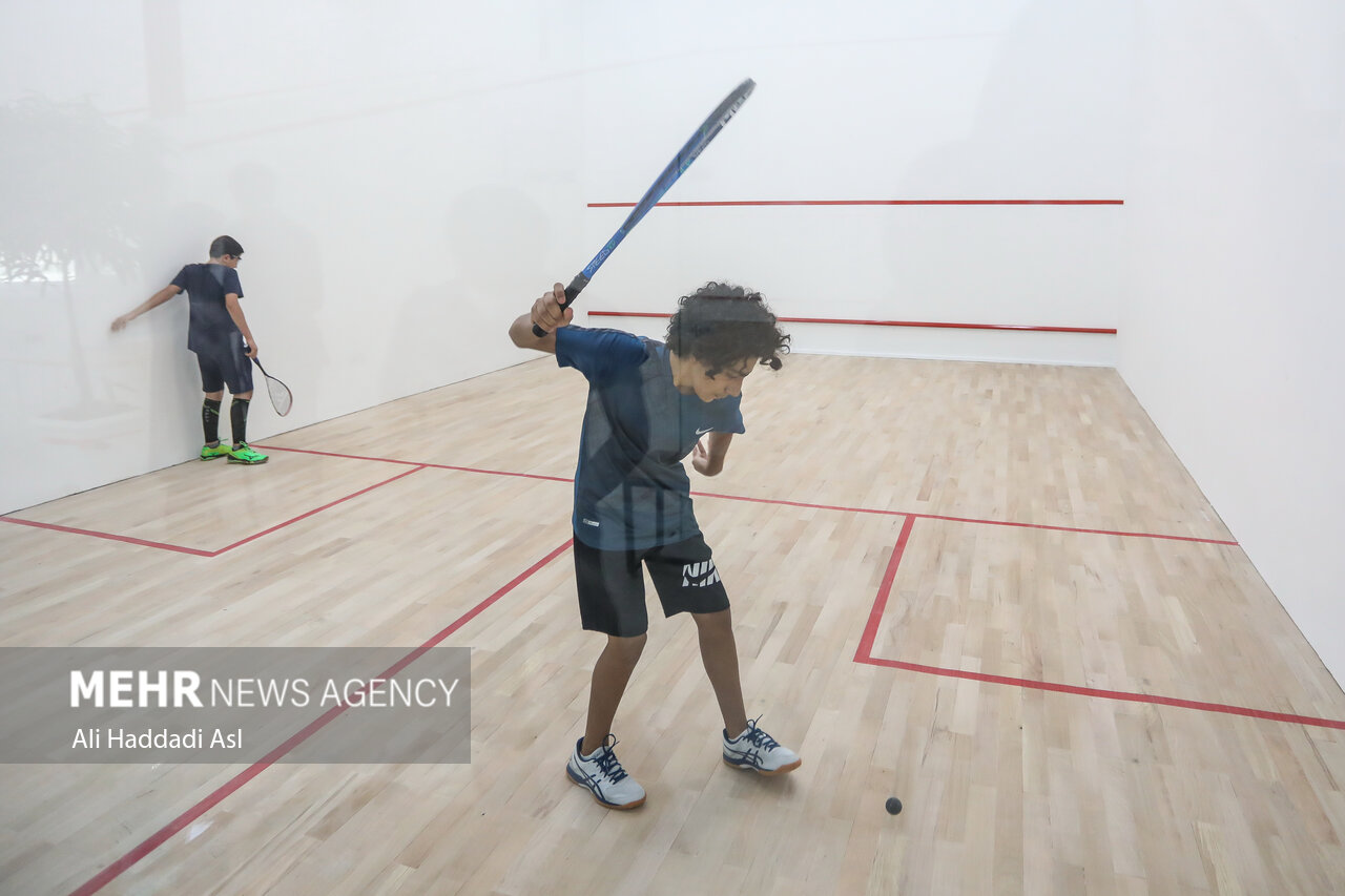 آئین افتتاح باشگاه اسکواش و بازی های راکتی برج میلاد