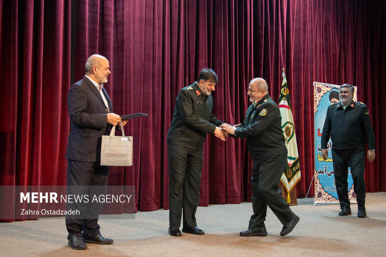 آئین نکو داشت امنیت سازان فاخر