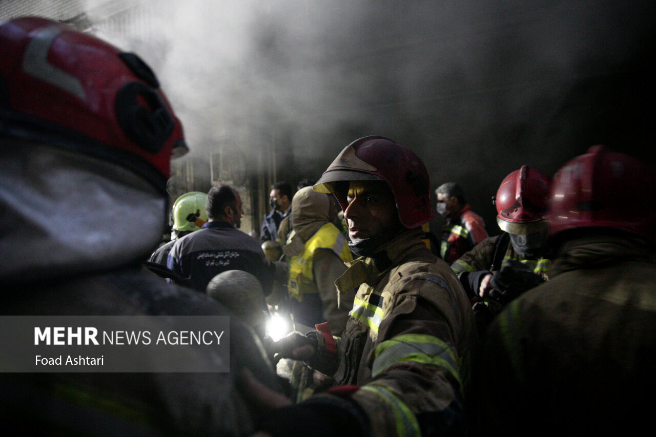 آتش سوزی در خیابان بهار تهران-۲