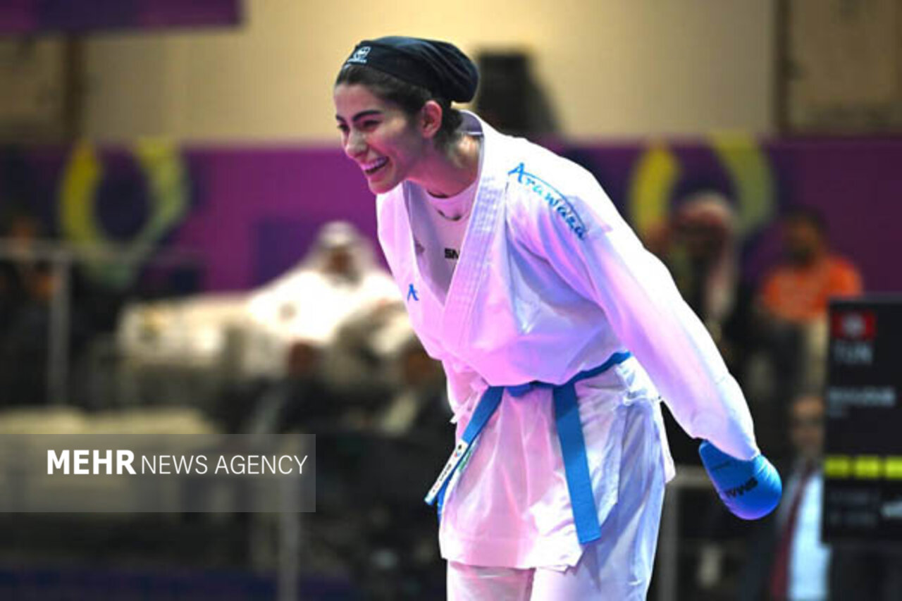 آتوسای کاراته ایران تاریخ ساز شد،جلوس گلشاد نژاد روی سکوی قهرمانی جهان