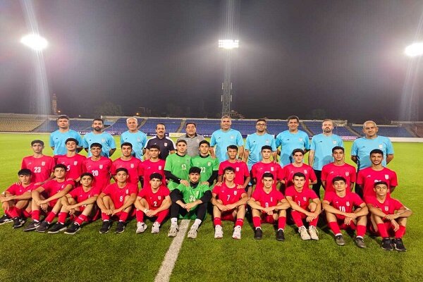 آخرین تمرین تیم فوتبال نوجوانان قبل از اولین بازی درکافا